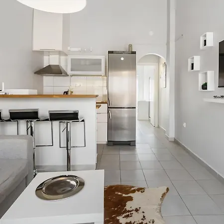Sunny Bungalow Near The Sea And Petanque Field